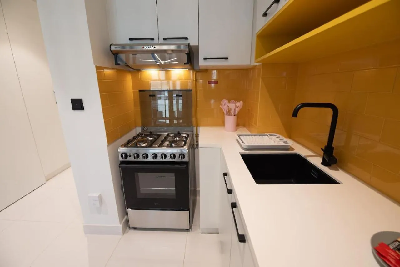 Stylish Studio Retreat In The Heart Of Jvc Dubai Apartment
